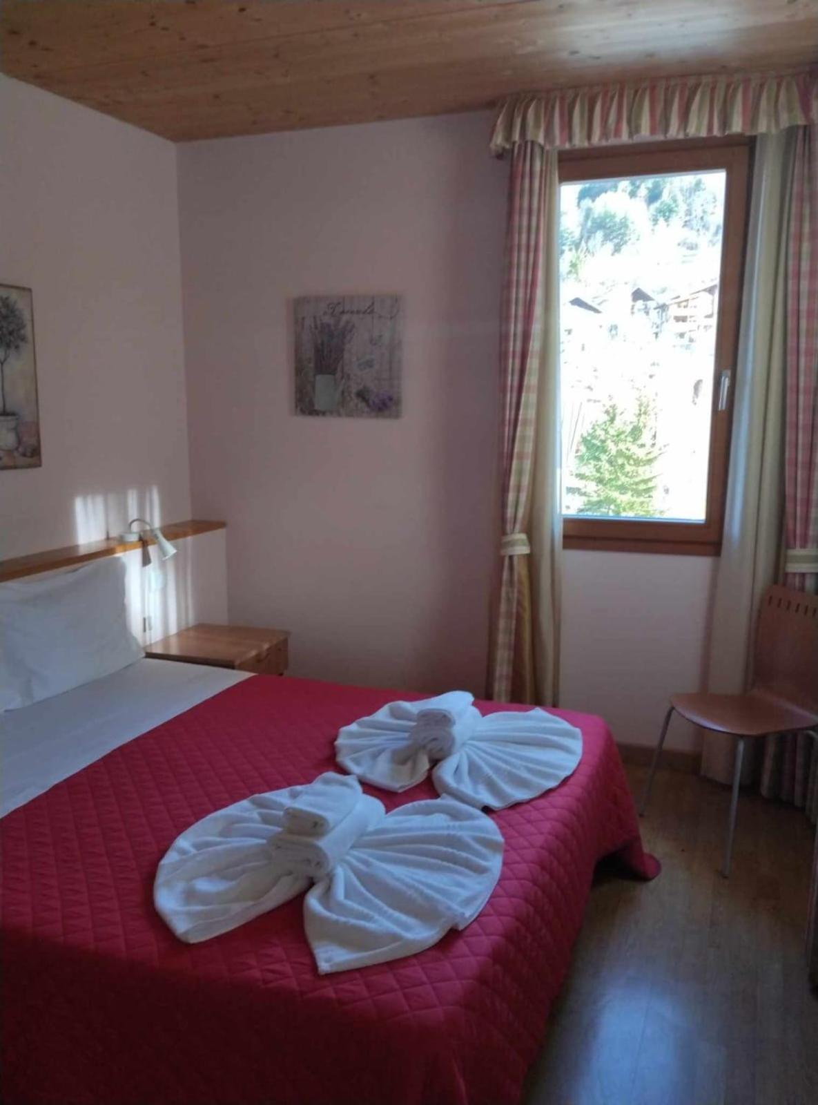 Hotel Chalet Casa Cesana Cesana Torinese Eksteriør billede