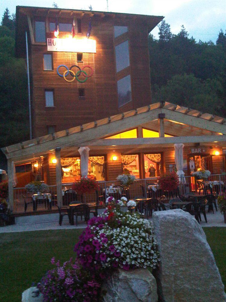 Hotel Chalet Casa Cesana Cesana Torinese Eksteriør billede